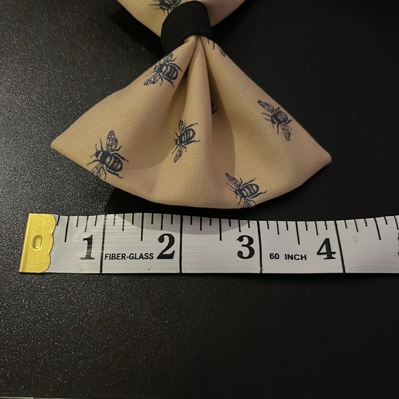 Bumble bee bow - Picture 4 of 4